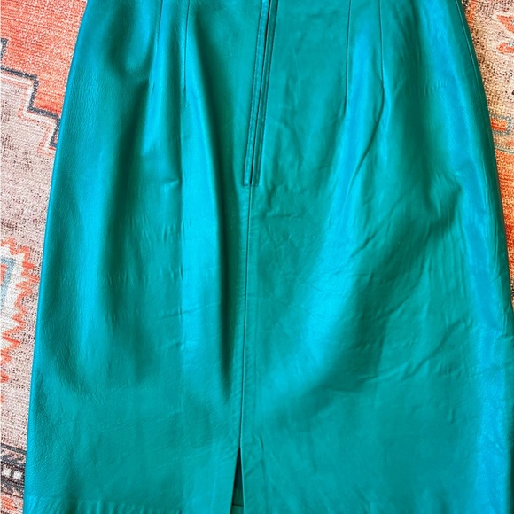 Vintage Midi Skirt ⚡️ Turquoise Leather - Picture 4 of 5